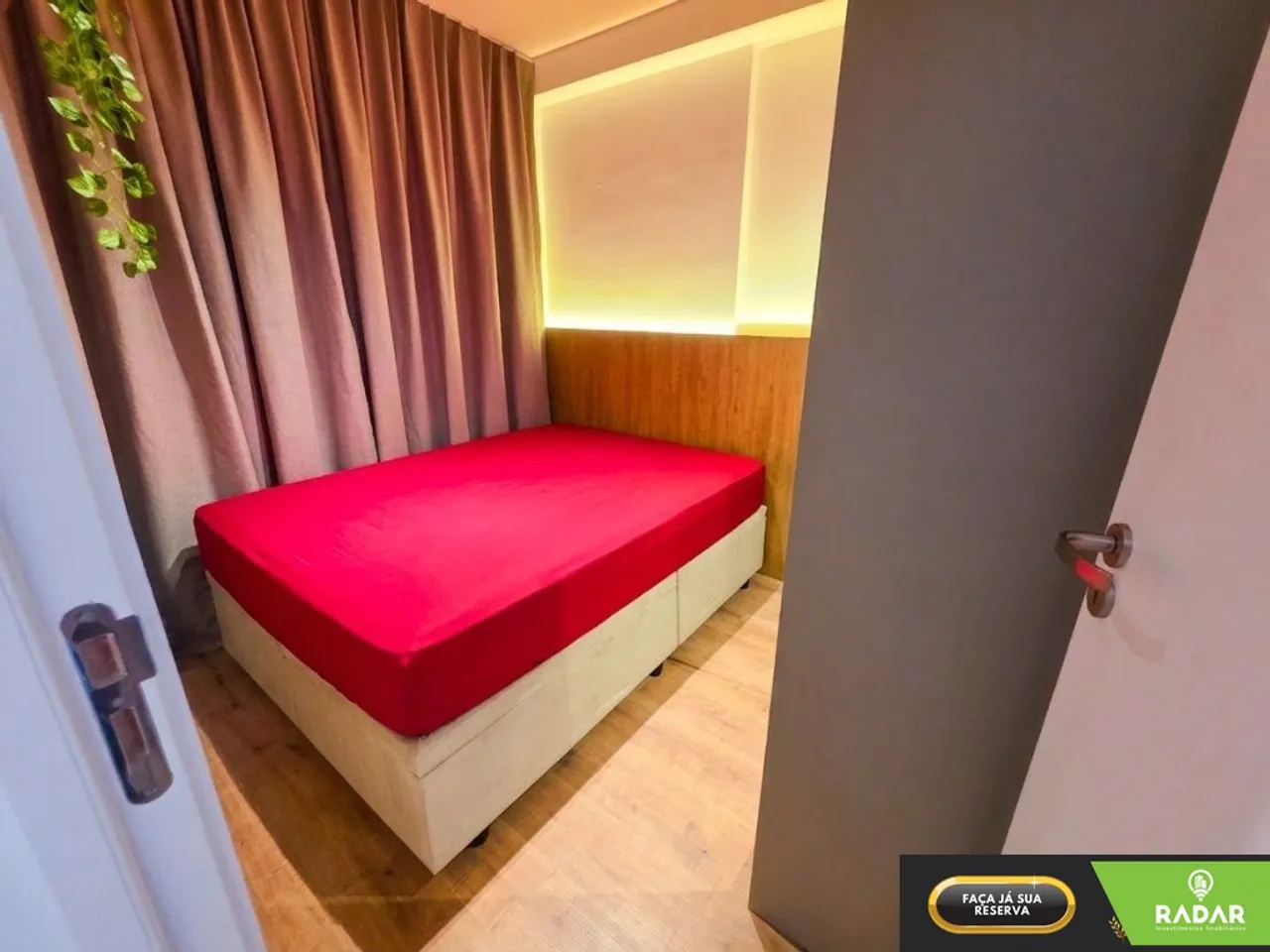 Apartamento de 42 m² com piso de madeira e 1 dormitório — photo 13