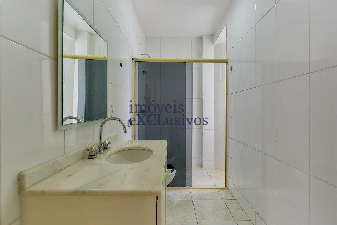 House with 3 en-suite bedrooms and 500 m², 3 parking — photo 35