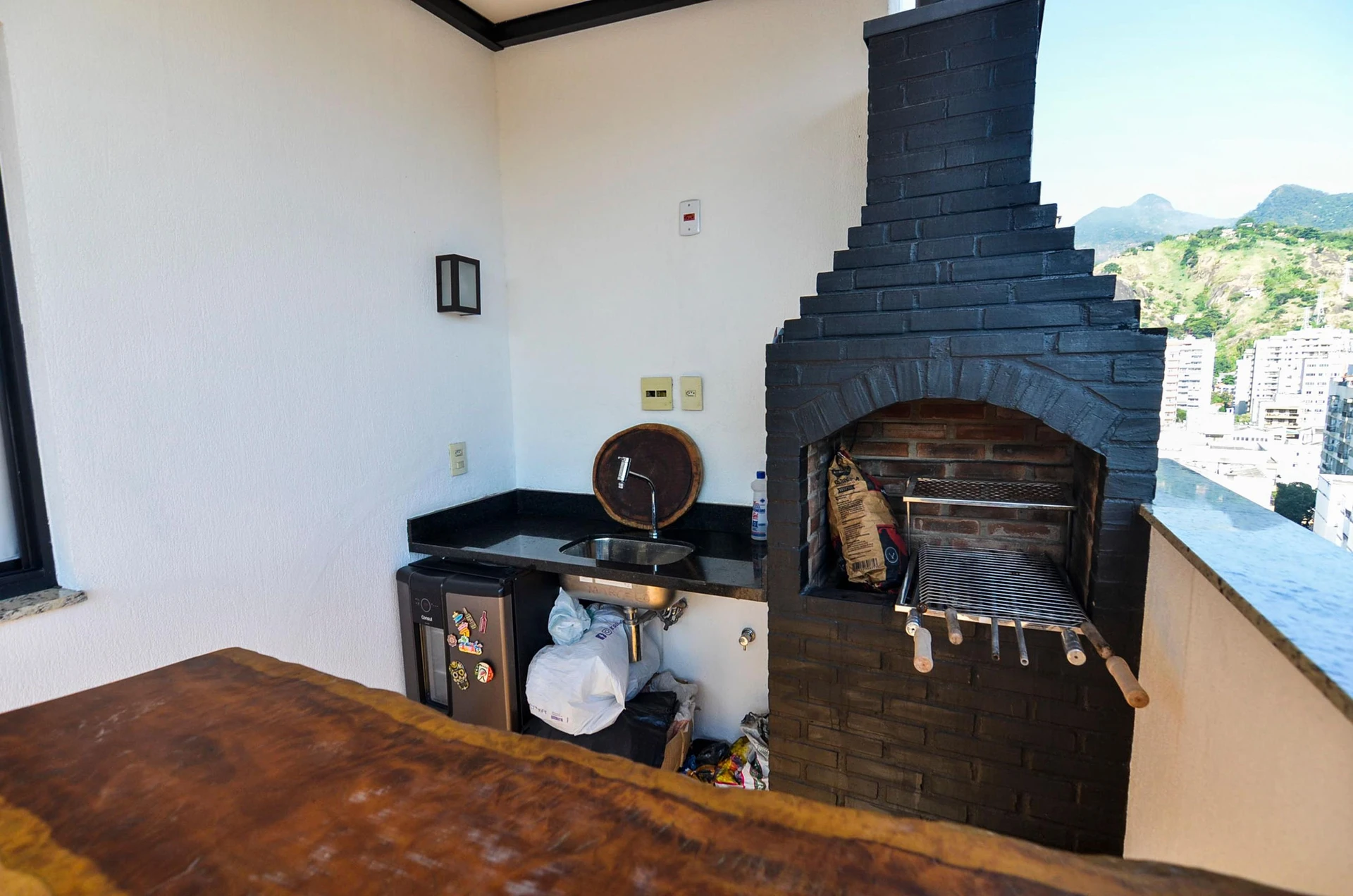 Furnished 3-bedroom apartment with balcony and BBQ grill — photo 41