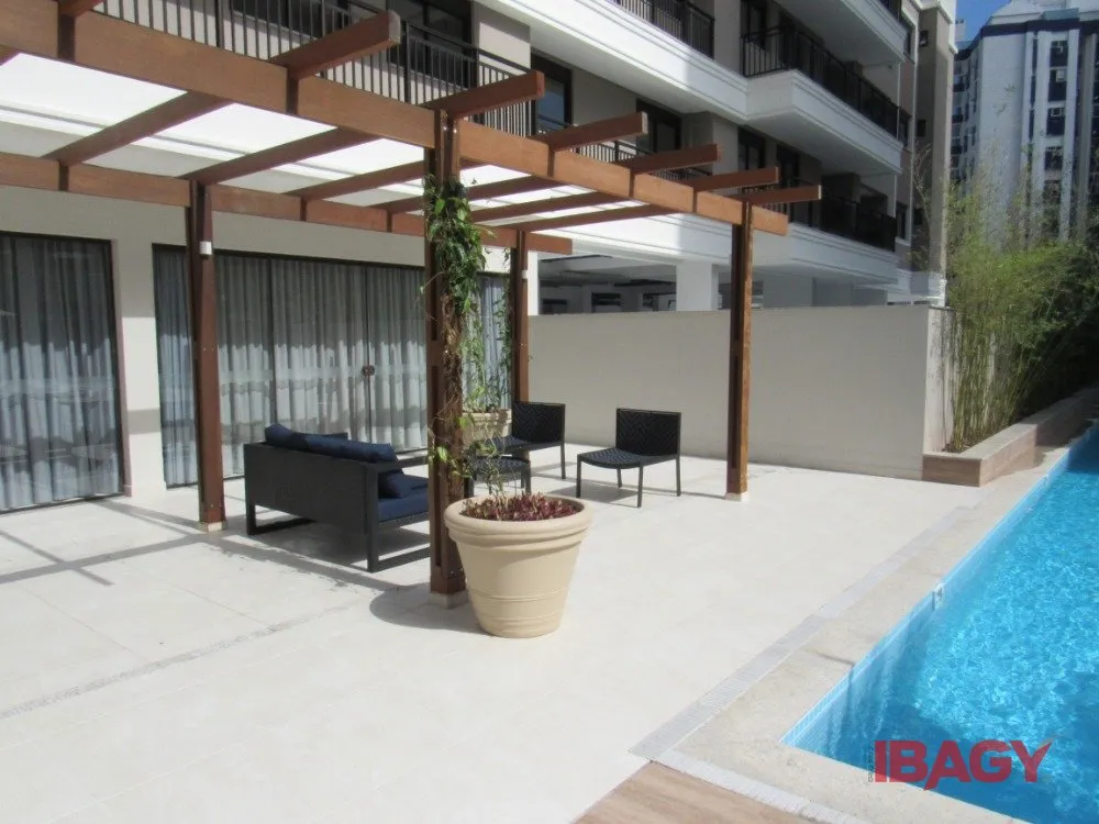 2-bedroom apartment in a building with a sauna — photo 46