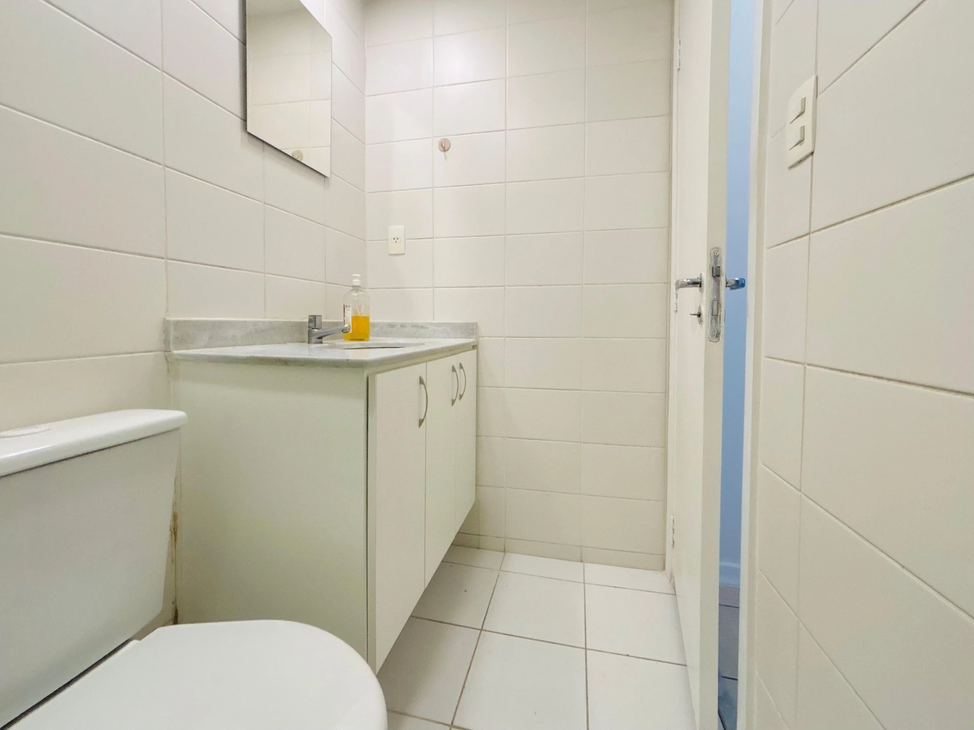 Apartamento mobiliado com cozinha integrada, 1 quarto — photo 24
