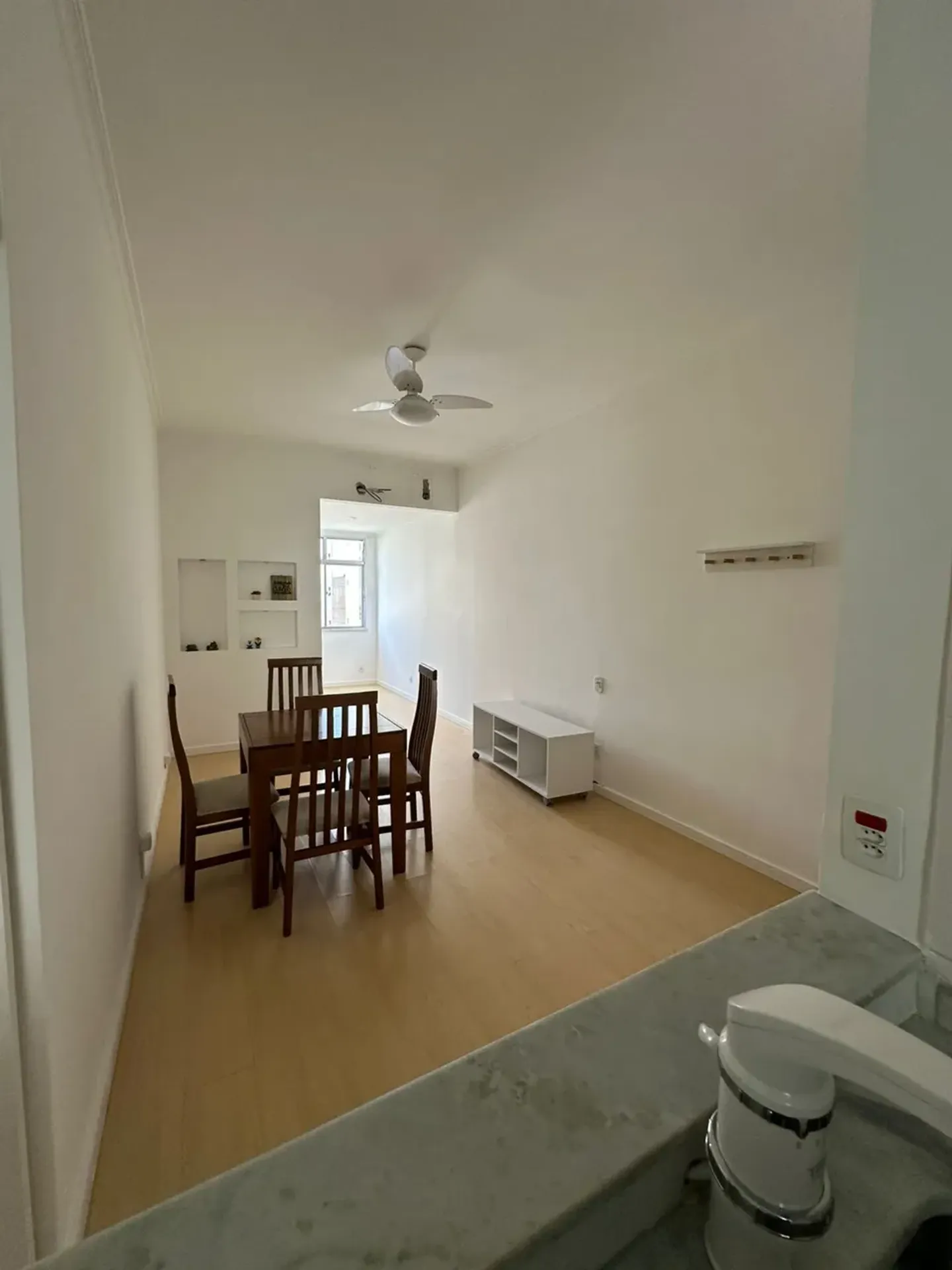 Apartment with a closed kitchen and gas stove; 2 bedrooms — photo 7