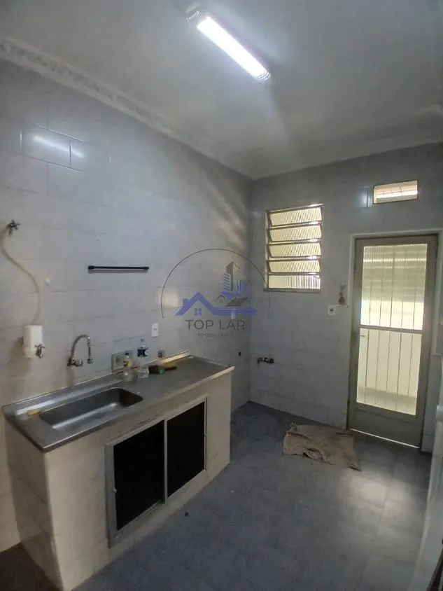 Ванна та 4 спальні: квартира 180 м² — photo 19