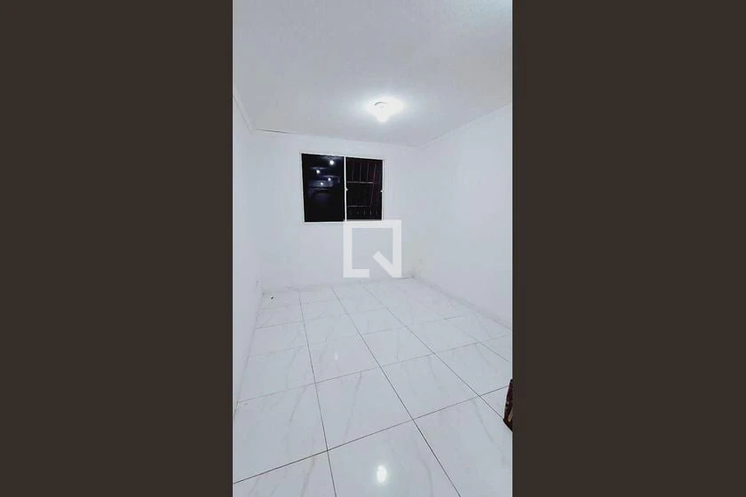 44 m² apartment with 2 bedrooms and open-plan kitchen — photo 3