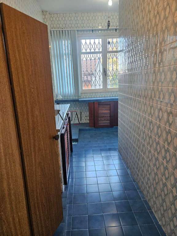 3-bedroom apartment with a closed kitchen and 120 m² — photo 10