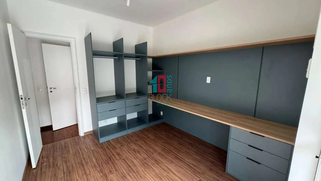 130 m² 3-bedroom apartment with 2 parking spaces — photo 3