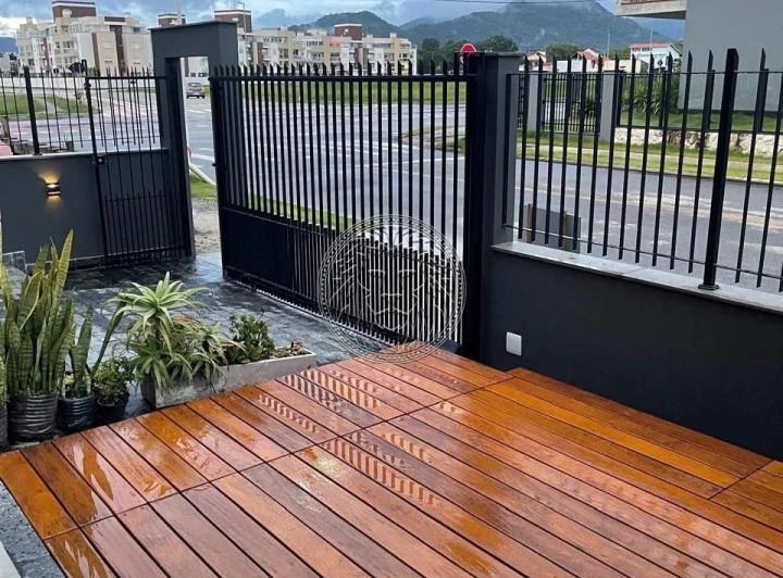 Casa com 3 suítes e cozinha fechada com fogão a gás — photo 8