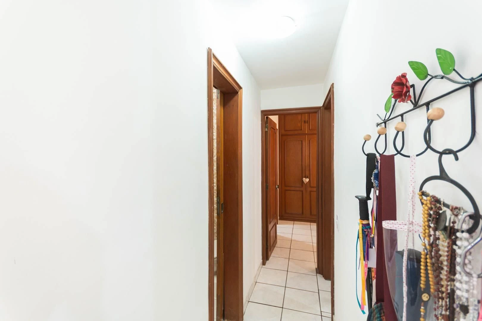 Furnished apartment, 72 m², with a home office — photo 32
