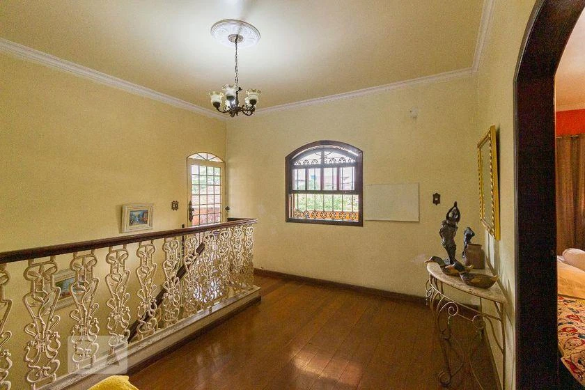 House with 6 bedrooms and 480 m², 6 bathrooms — photo 21