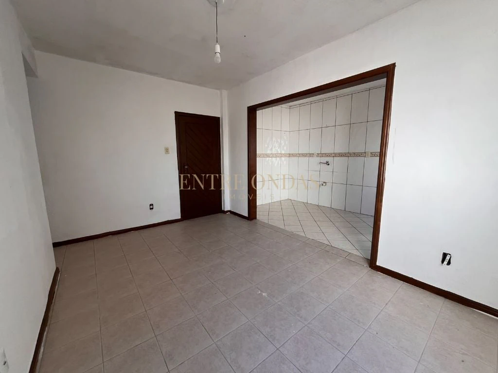 Unfurnished 2-bedroom apartment with 65 m² — photo 20