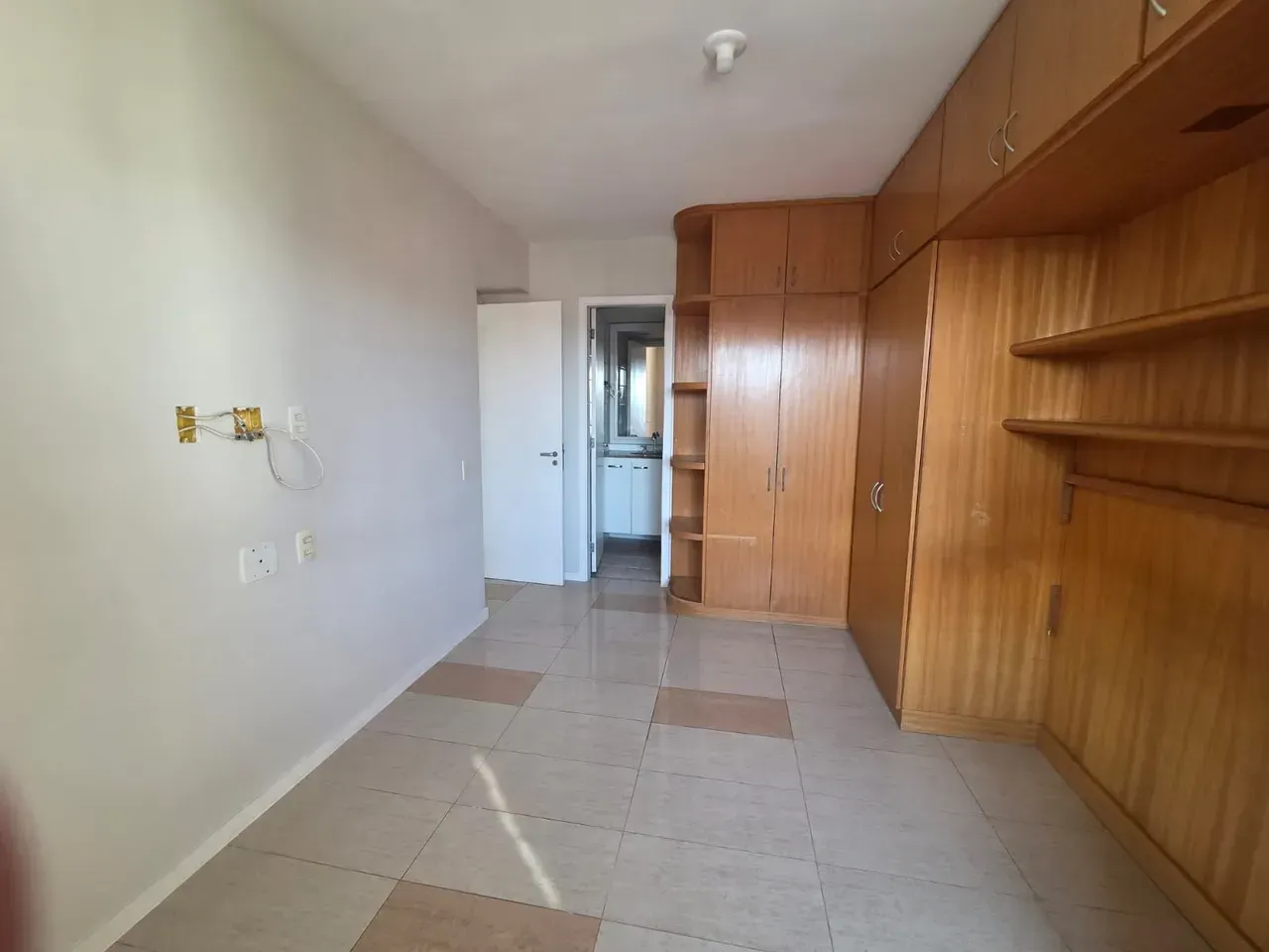 2-bedroom apartment with 2 bathrooms and 1 parking space — photo 4