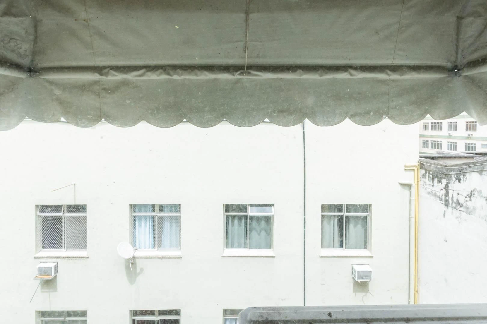 Home office in a 2-bedroom apartment, 90 m² — photo 30