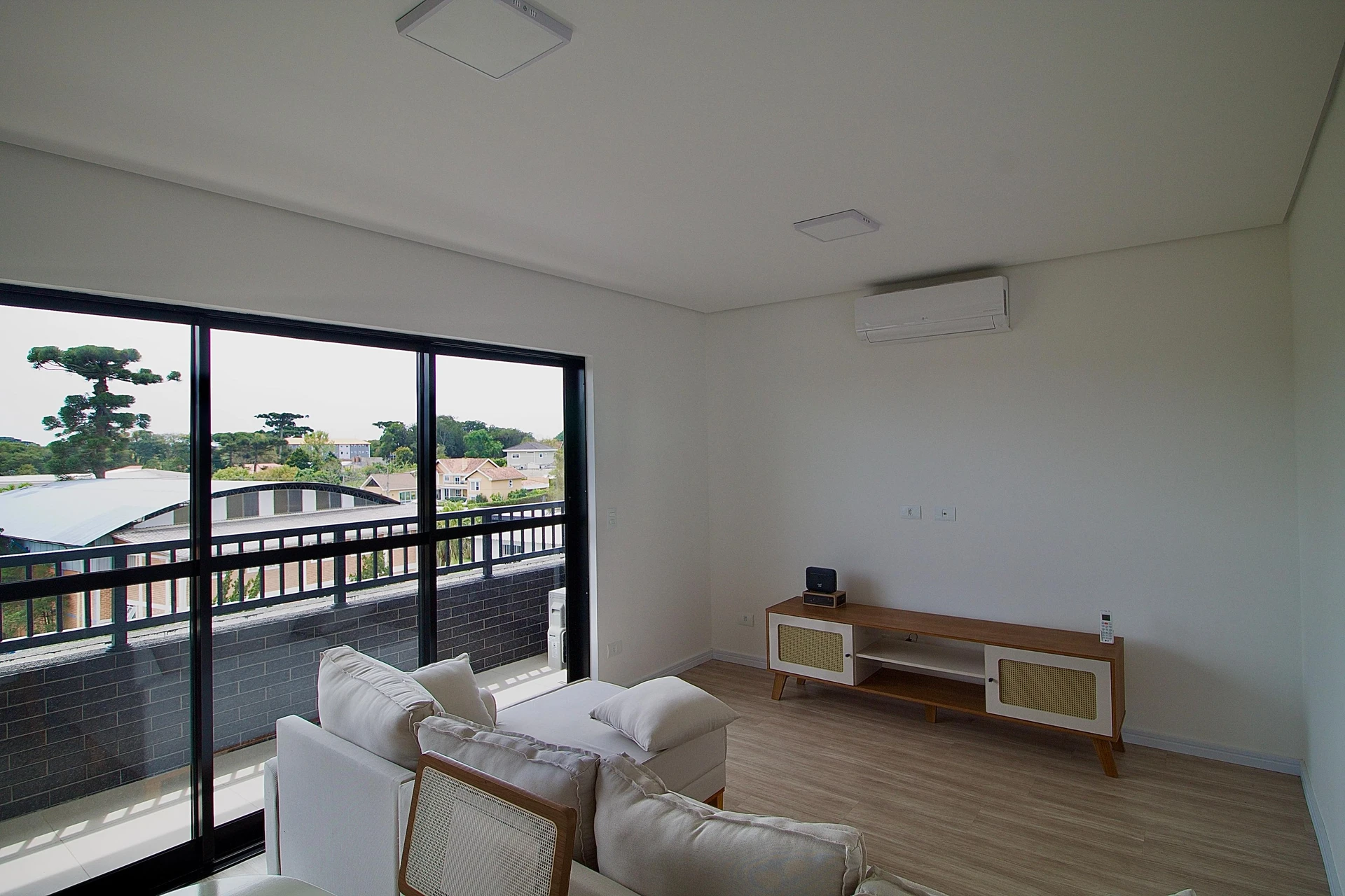 3-bedroom apartment with a dishwasher in Curitiba