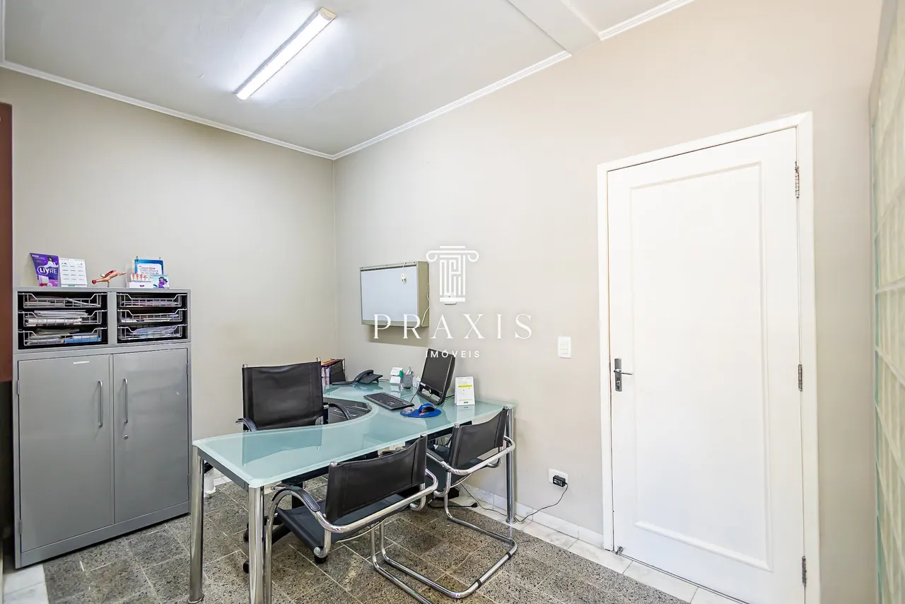 Espacio de home office y 5 dormitorios: casa de 243 m² — photo 13