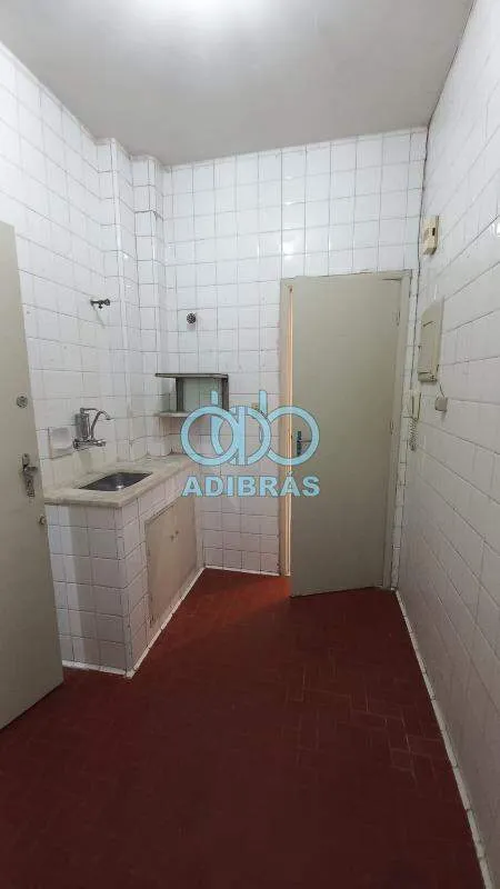 74 m² rental apartment with 2 bedrooms and 2 bathrooms — photo 5