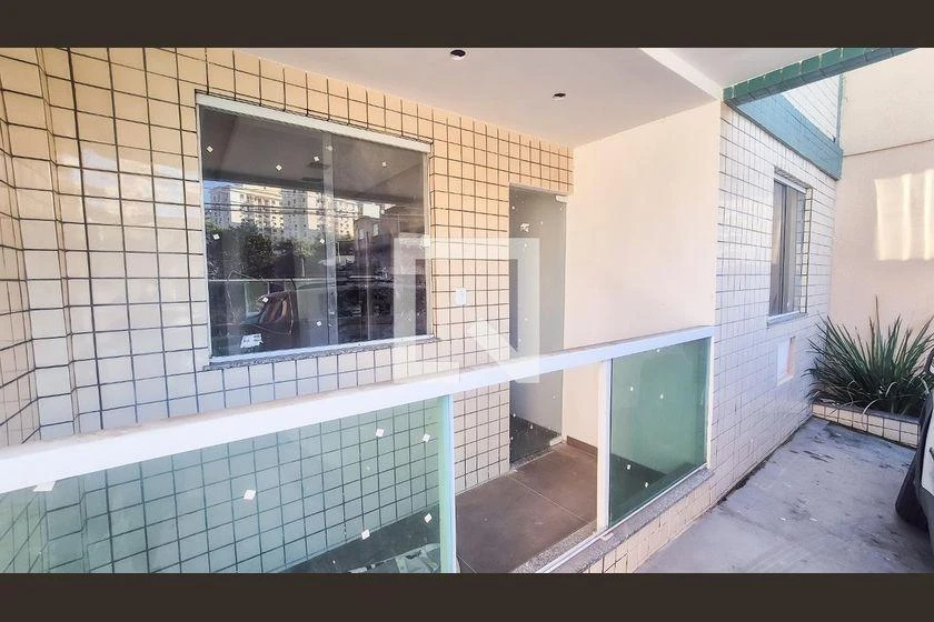 2-bedroom apartment with balcony, 60 m² and 1 parking space