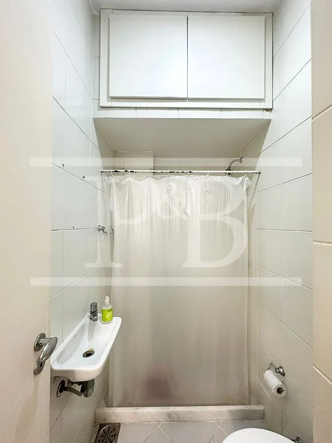 4-bedroom apartment with 4 bathrooms and 190 m² — photo 39