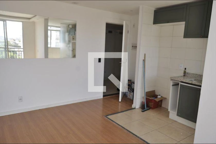 Glass-enclosed balcony in a 2-bedroom apartment, 47 m² — photo 10