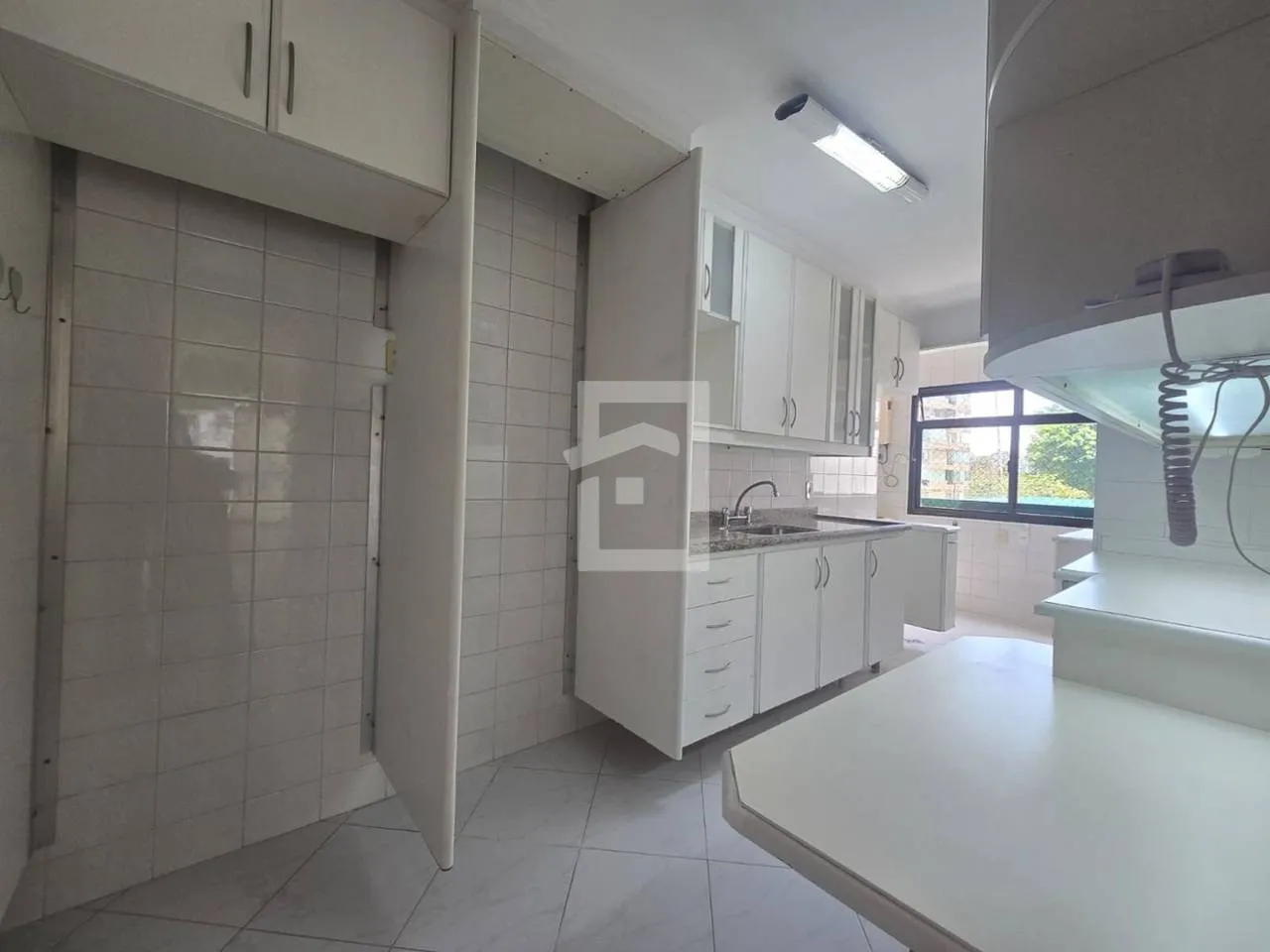 Home office in a 3-bedroom apartment, 105 m² — photo 45