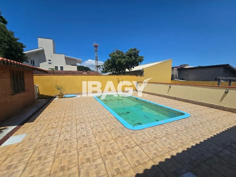 3-bedroom house, 1 with its own bathroom, 137 m² — photo 15
