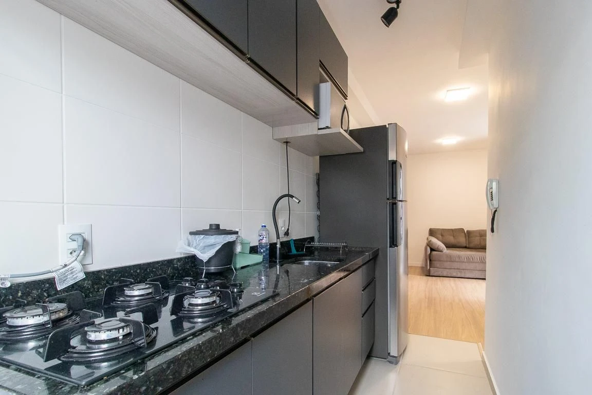One-bedroom apartment with a washing machine in Curitiba — photo 5