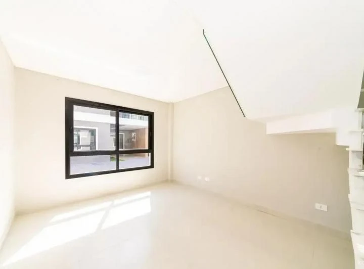 Unfurnished house with 3 bedrooms, suite and balcony, 1 spot — photo 7