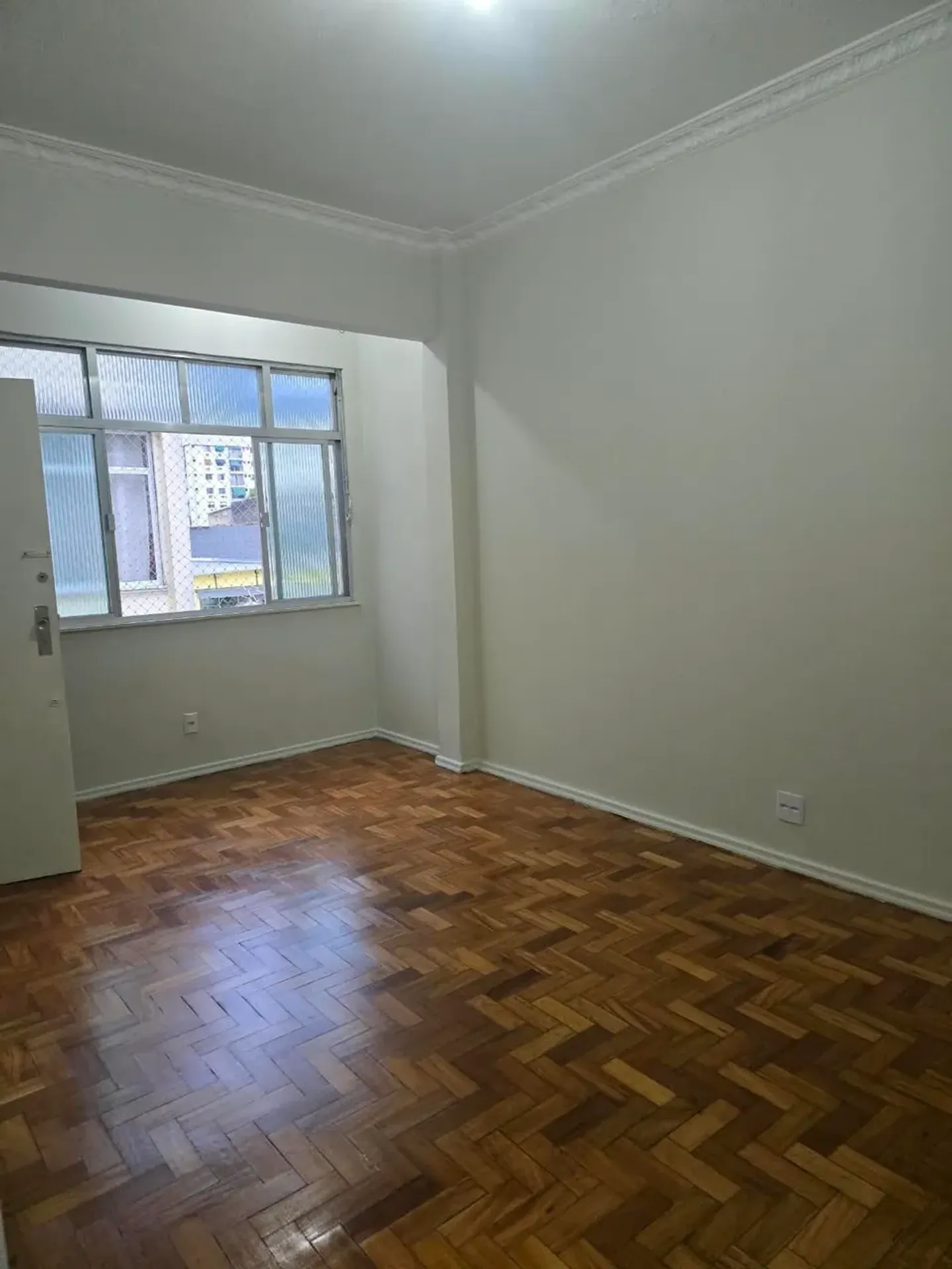 Apartment, 61 m², with wood or laminate floors