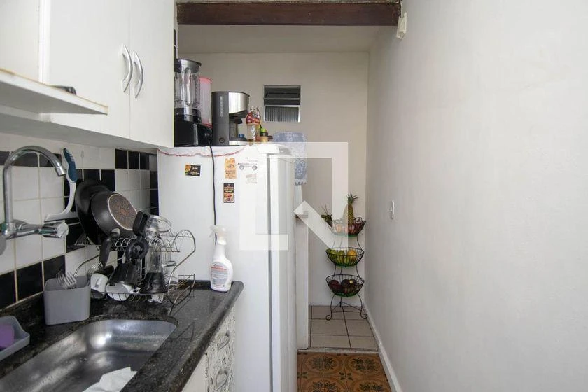 Furnished 76 m² apartment with 2 bedrooms and suite — photo 32