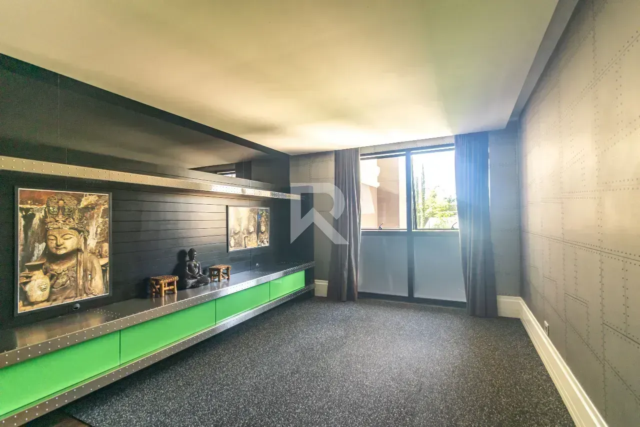 Квартира з 5 спальнями, балконом і 874 м² — photo 42