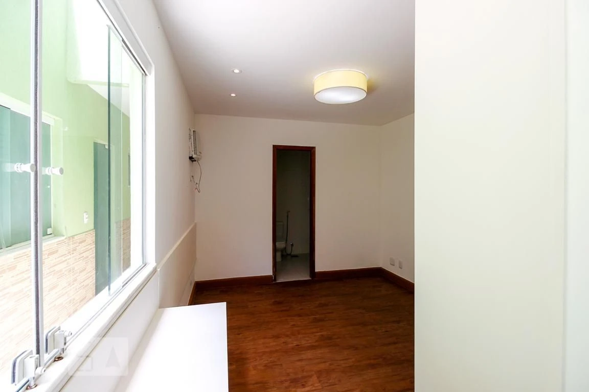 House with 5 bedrooms and 11 bathrooms plus 5 parking — photo 38