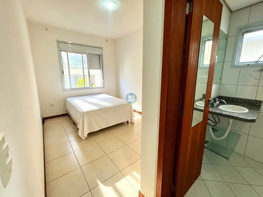 181 m² apartment with 3 bedrooms and mountain views — photo 15