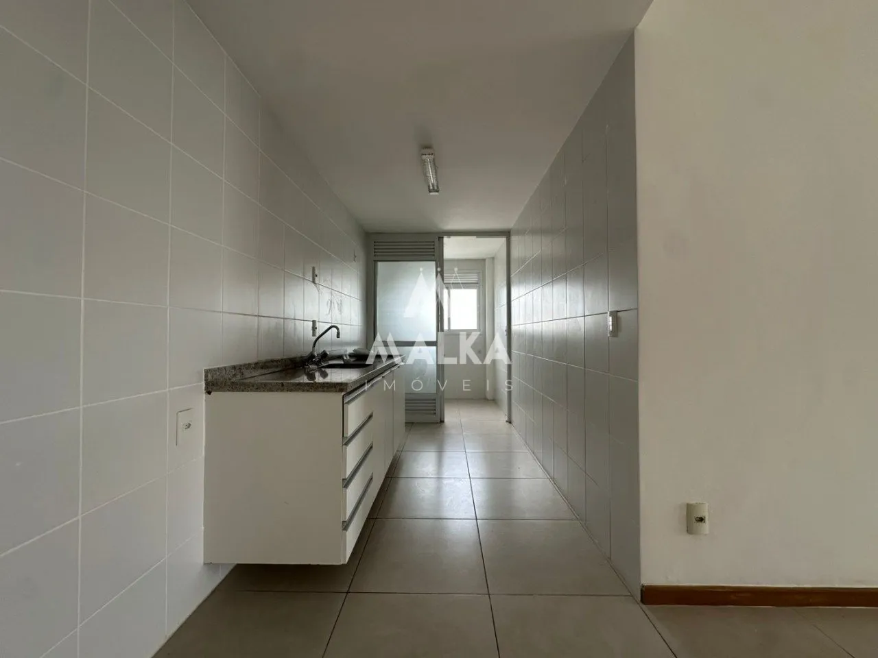 3-bedroom apartment with balcony and built-in grill — photo 21