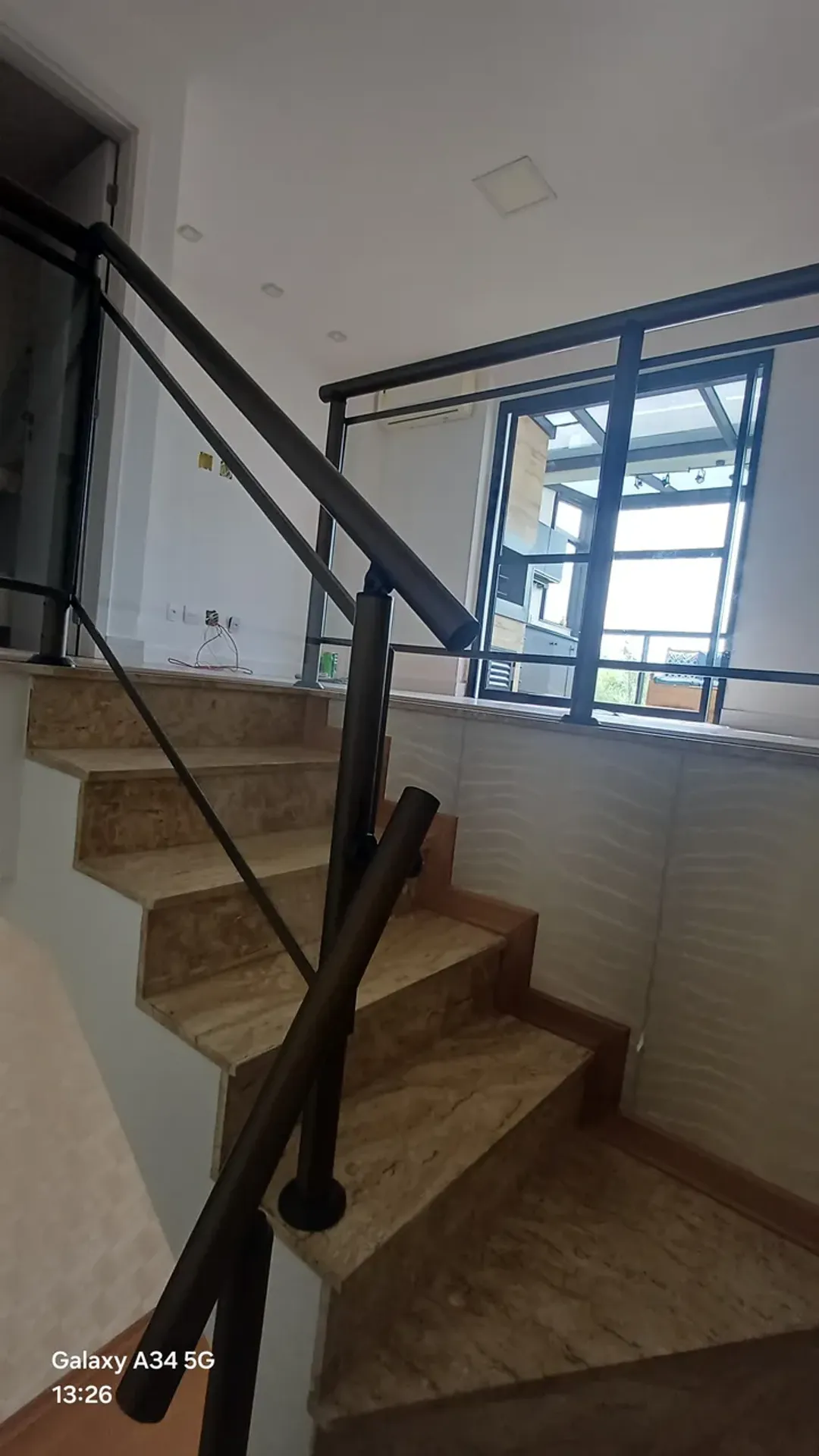 4-bedroom apartment with a mountain view in Rio de Janeiro — photo 20