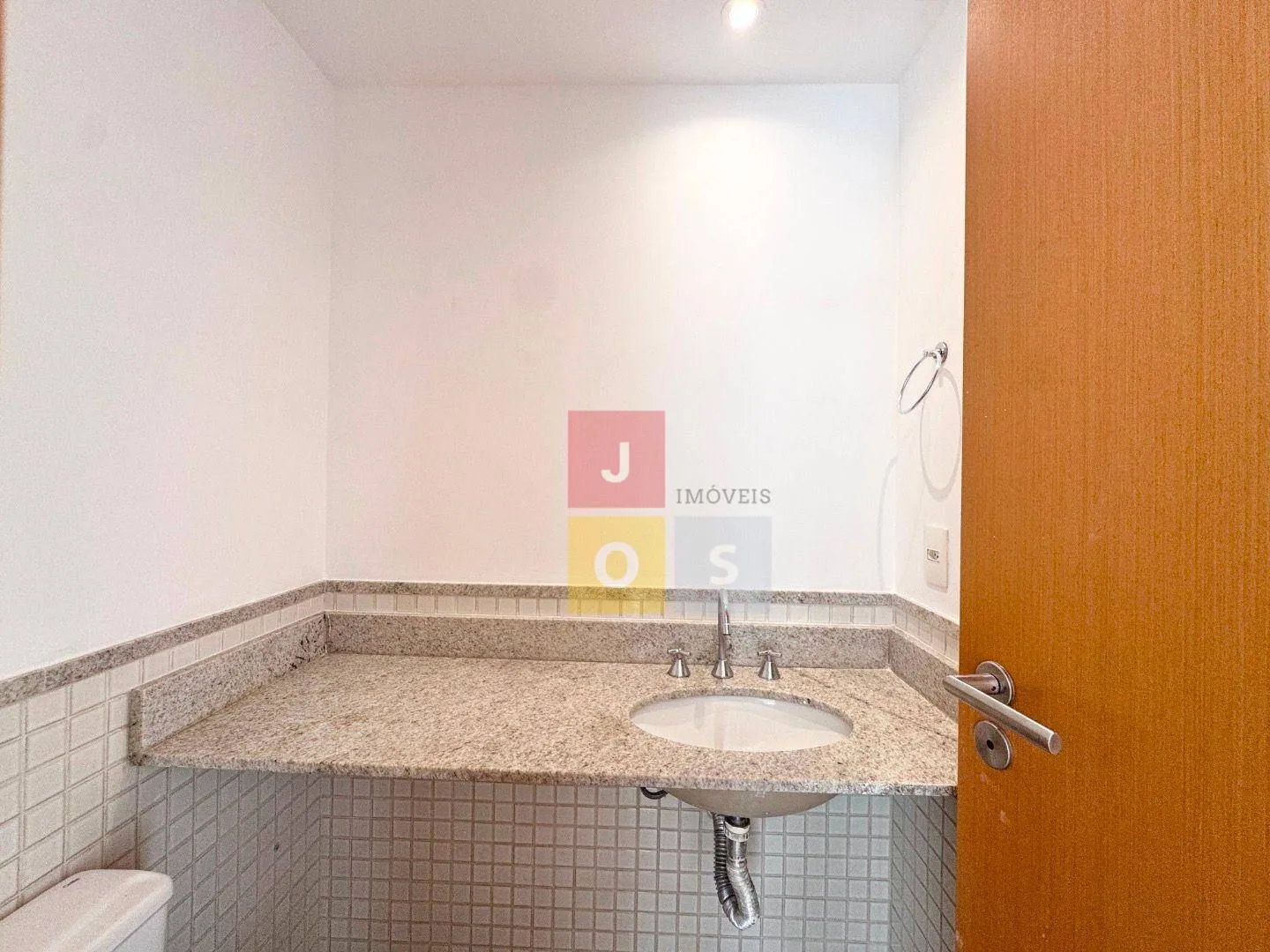2-bedroom apartment with 2 bathrooms, 72 m² — photo 24