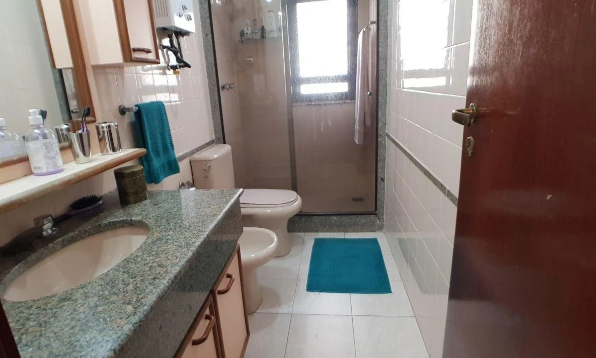 Furnished 201 m² apartment with 4 bedrooms and 3 parking — photo 6