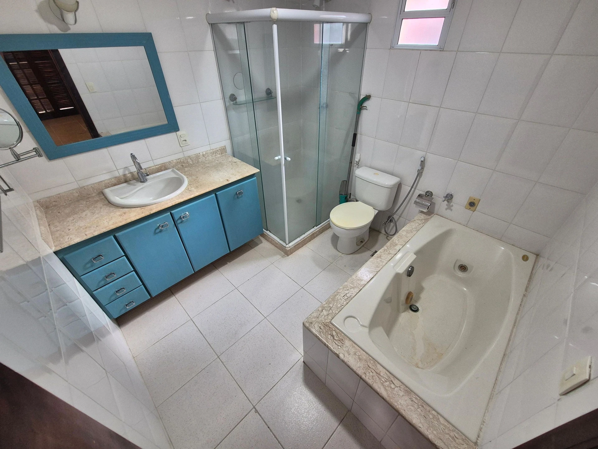 Мебльований будинок на 3 спальні з 2 паркомісцями — photo 44