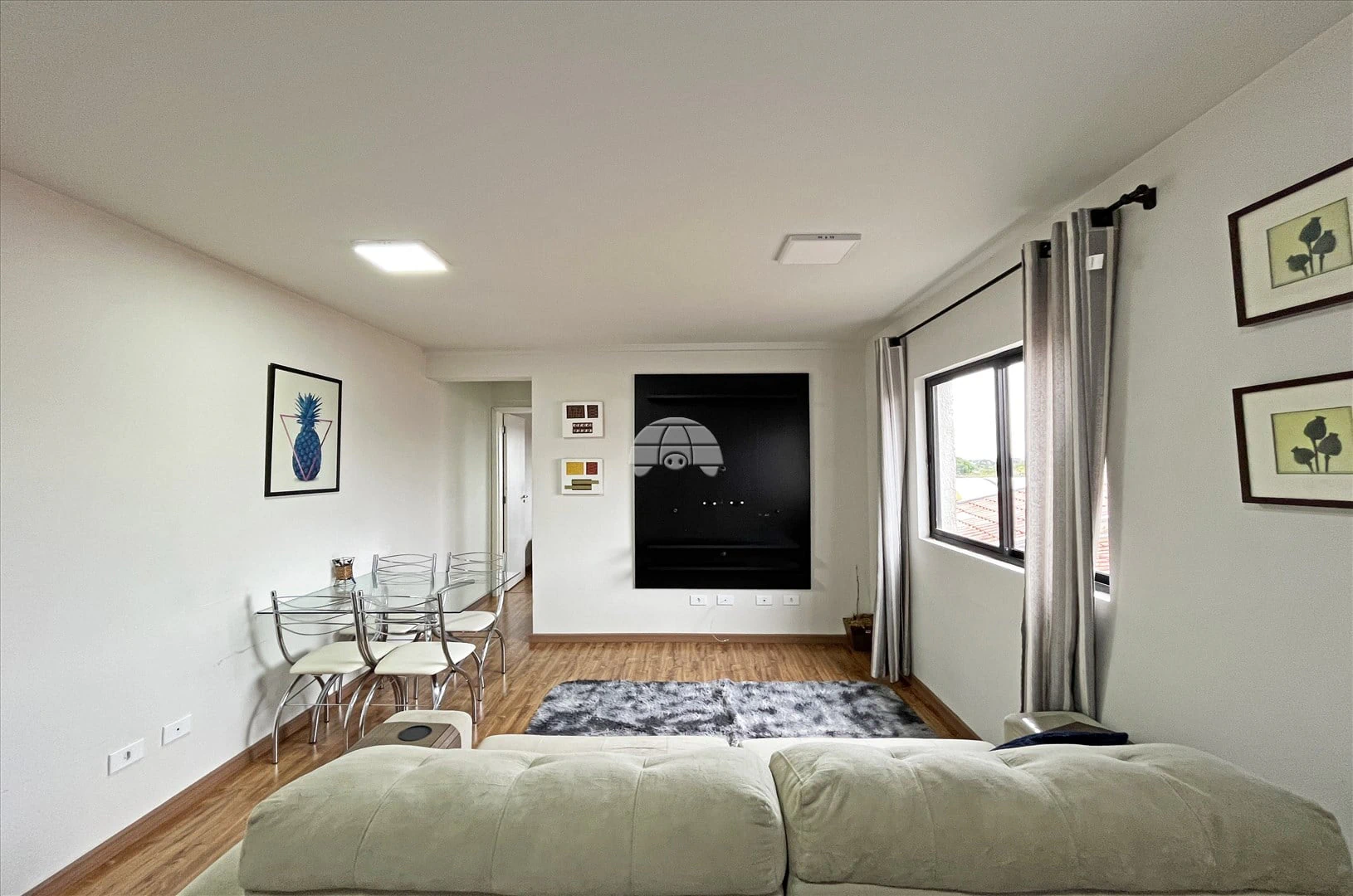 Departamento de 1 dormitorio con piso de madera o laminado — photo 4