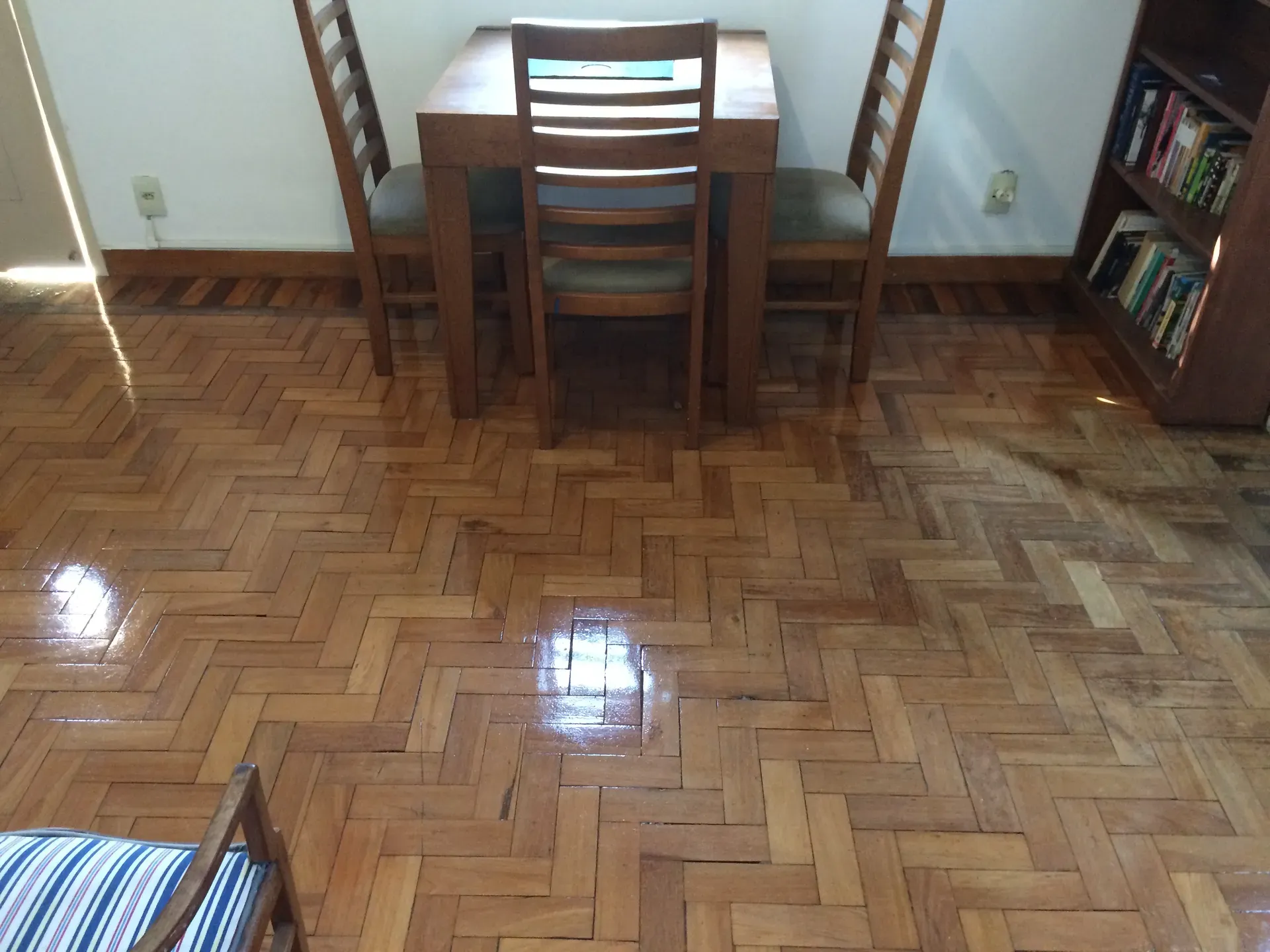 Apartment on the 2nd floor with wood or laminate floors — photo 11