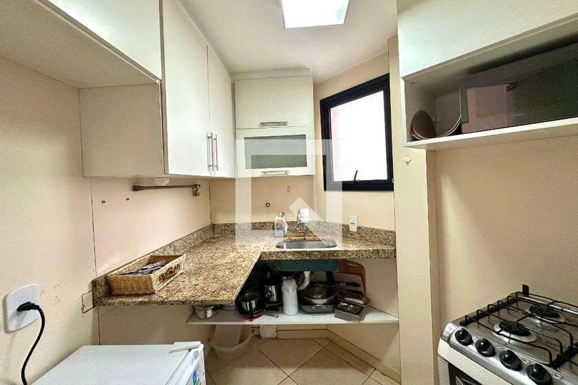 Apartamento mobiliado de 60 m² com 2 suítes e cozinha aberta — photo 8