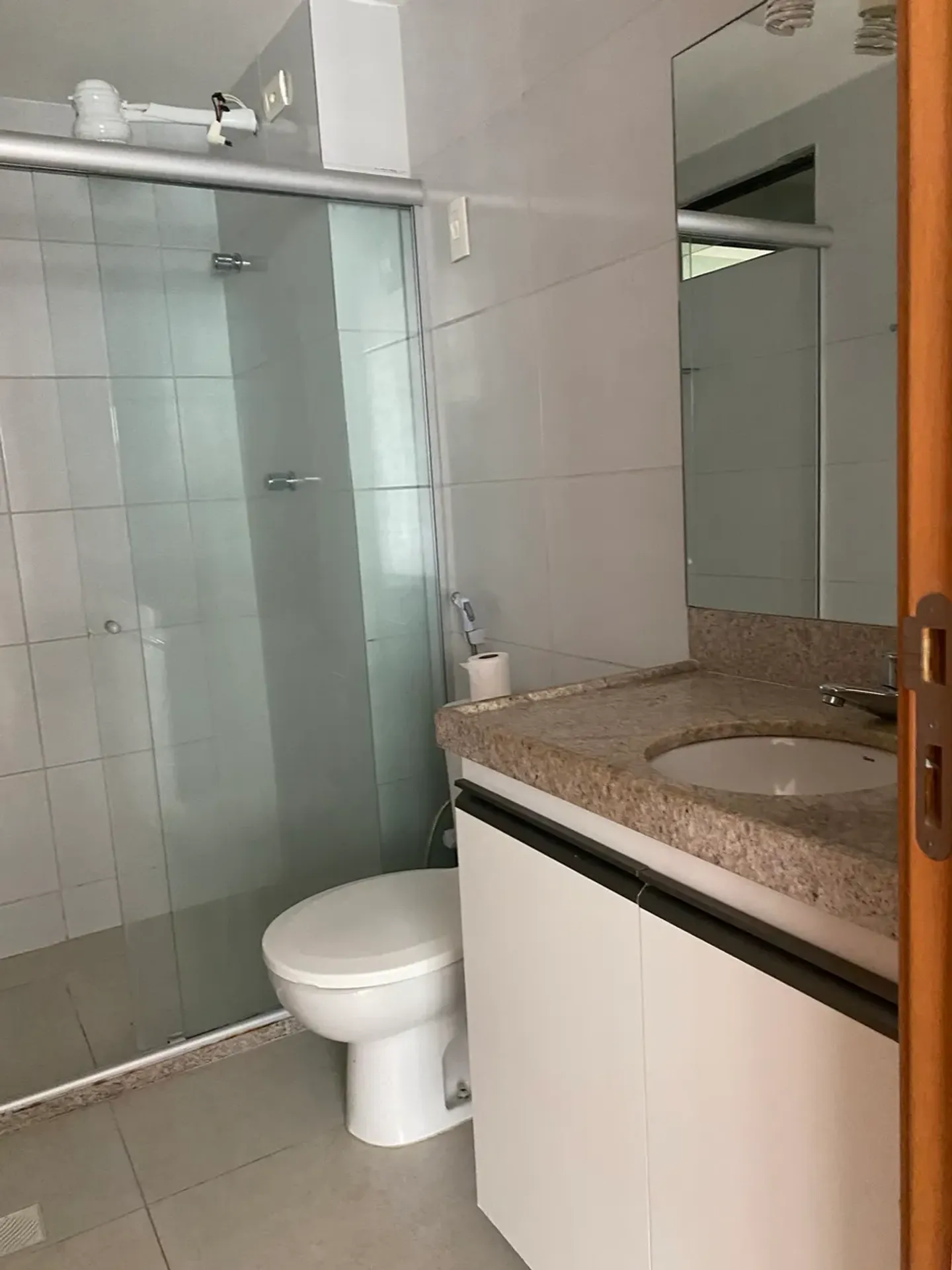 2-bedroom apartment with a washing machine — photo 11