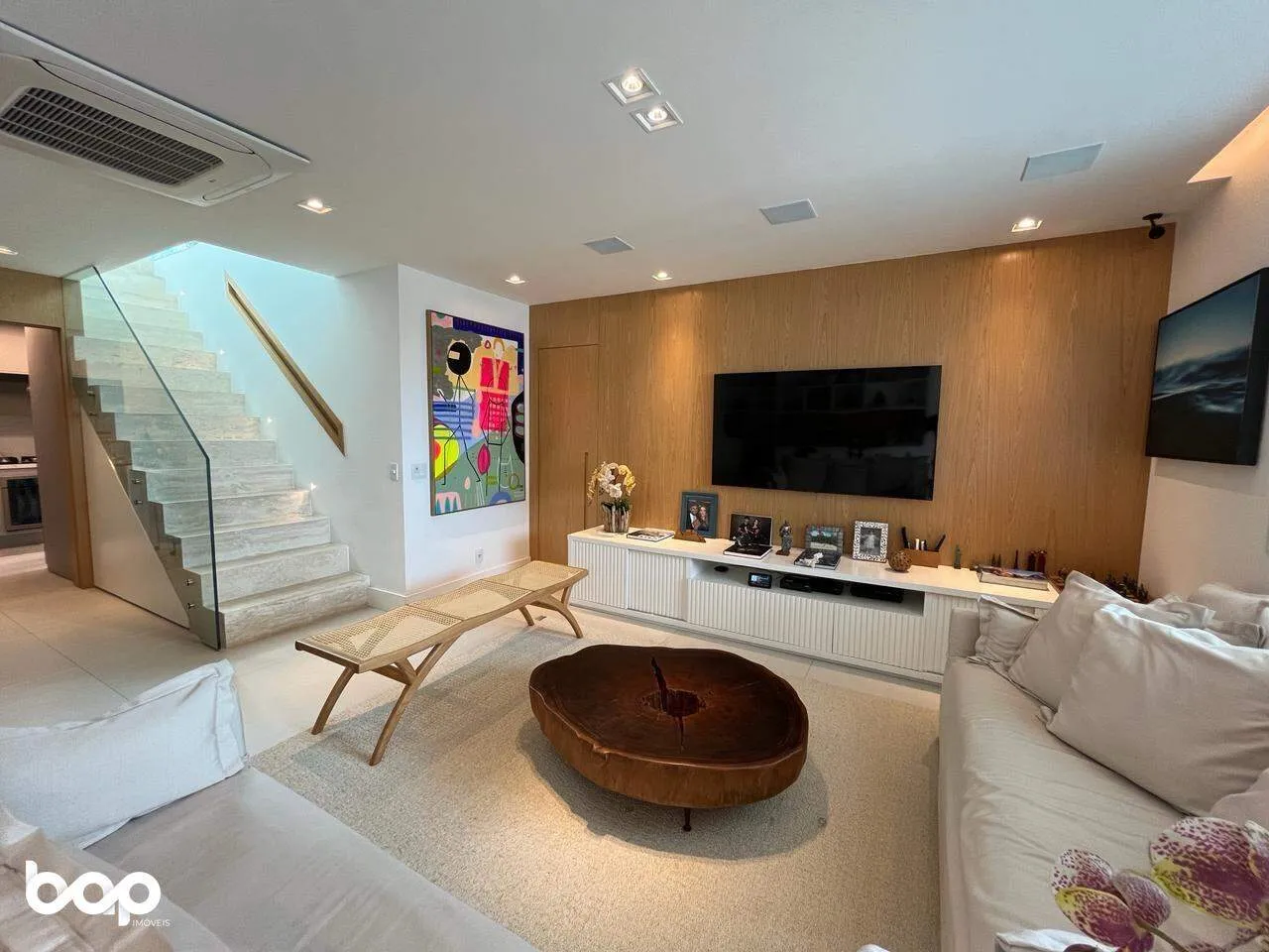 Furnished 3-bedroom apartment with a gas open-plan kitchen — photo 14