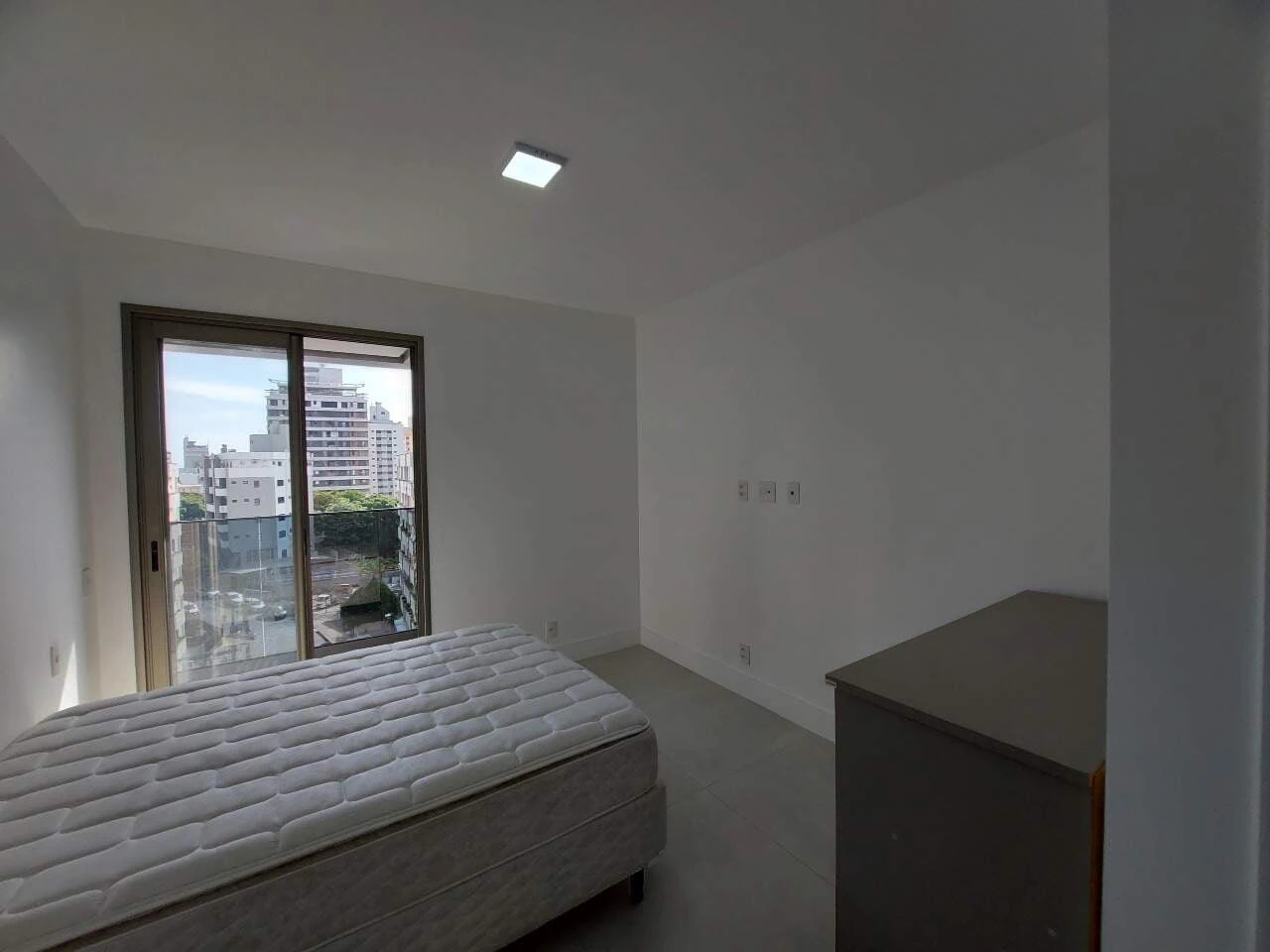 Floor-to-ceiling windows in a 2-bedroom apartment, 64 m² — photo 26