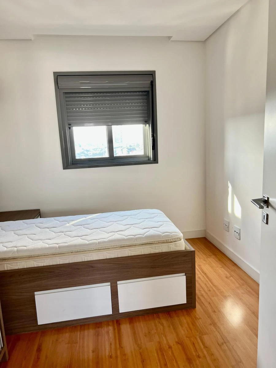 Apartamento de 190 m² con 3 dormitorios y ventanales amplios — photo 23