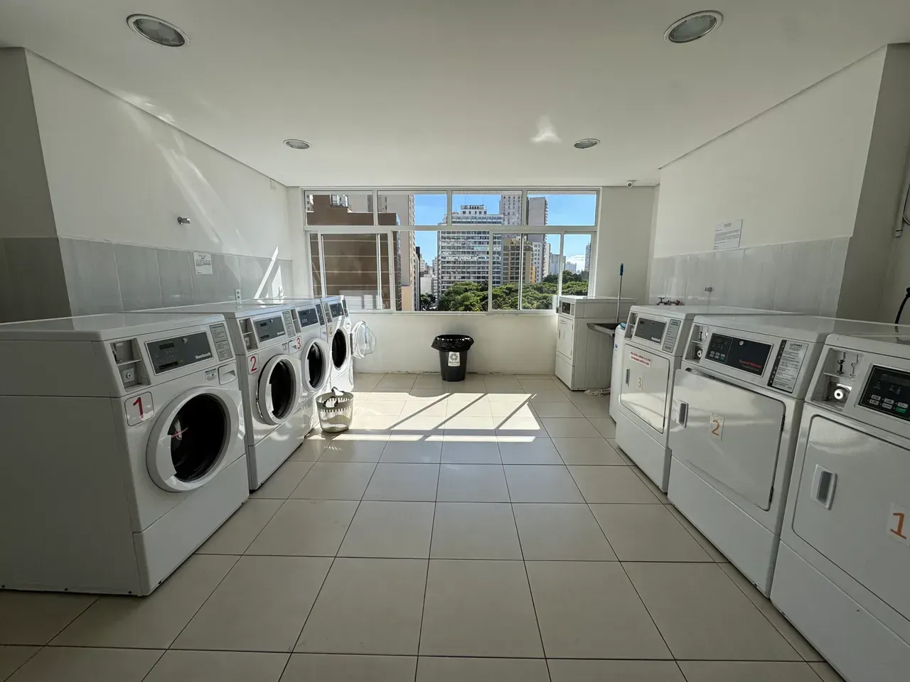 1-bedroom rental apartment with a washing machine — photo 5