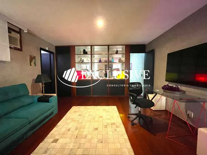Furnished linear penthouse with 2 bedrooms and 4 baths — photo 13