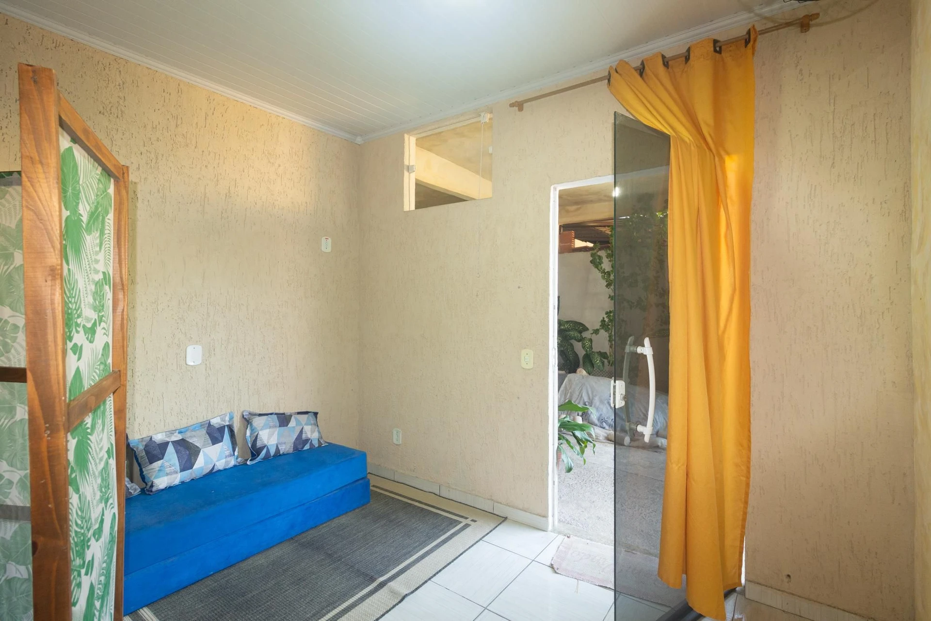Unfurnished studio with 1 bedroom and 1 parking spot — photo 25