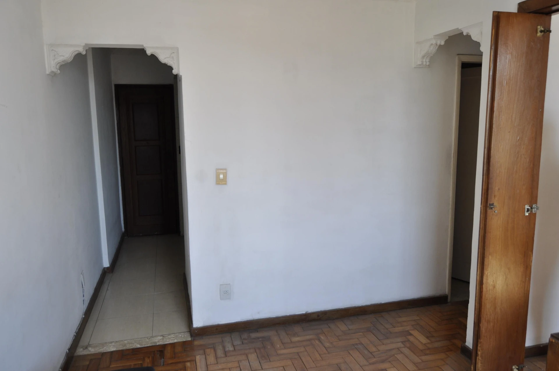 Furnished apartment, 64 m², with wood or laminate floors — photo 17