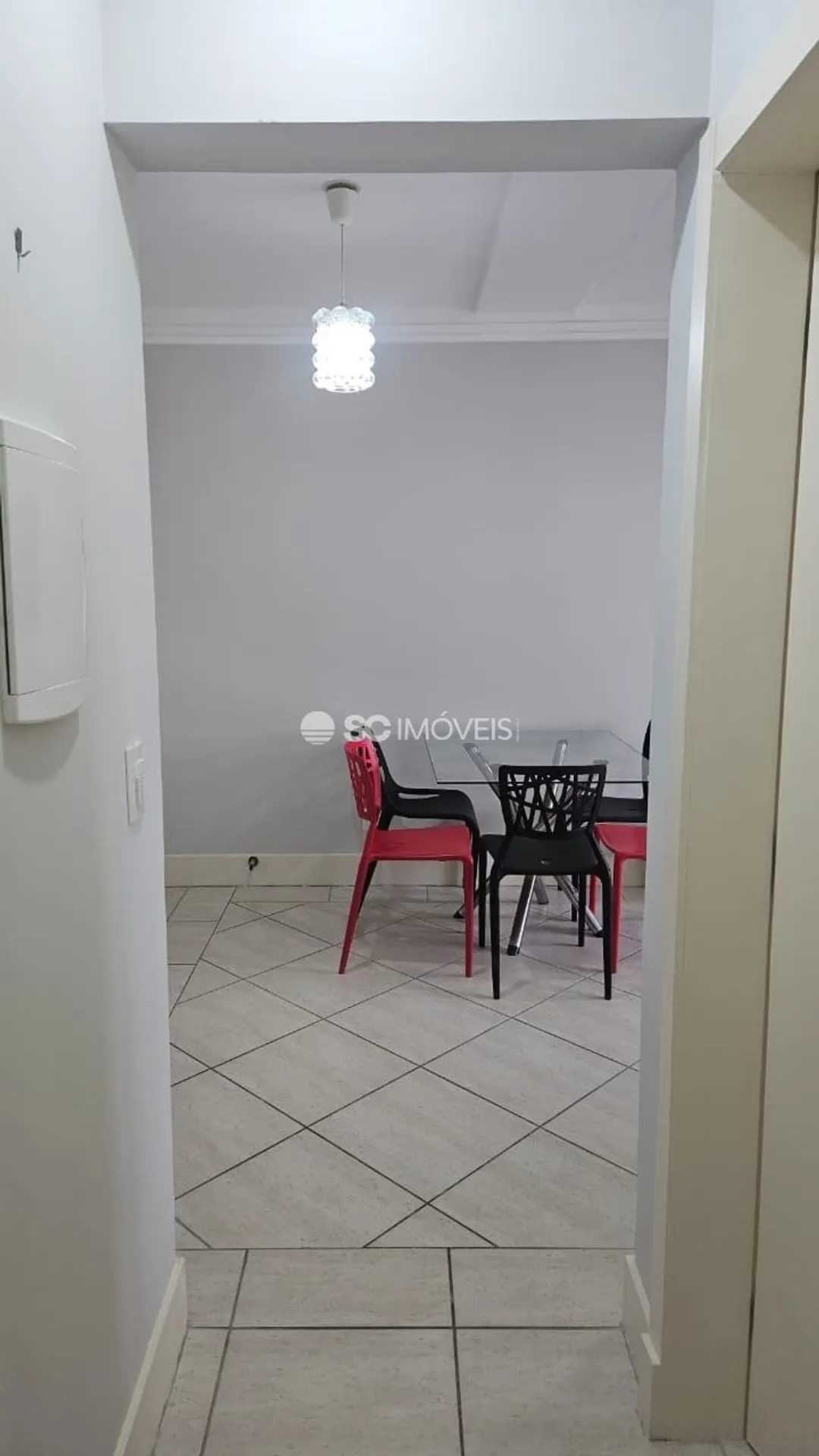 Furnished 1-bedroom apartment with 45 m² and parking space — photo 17