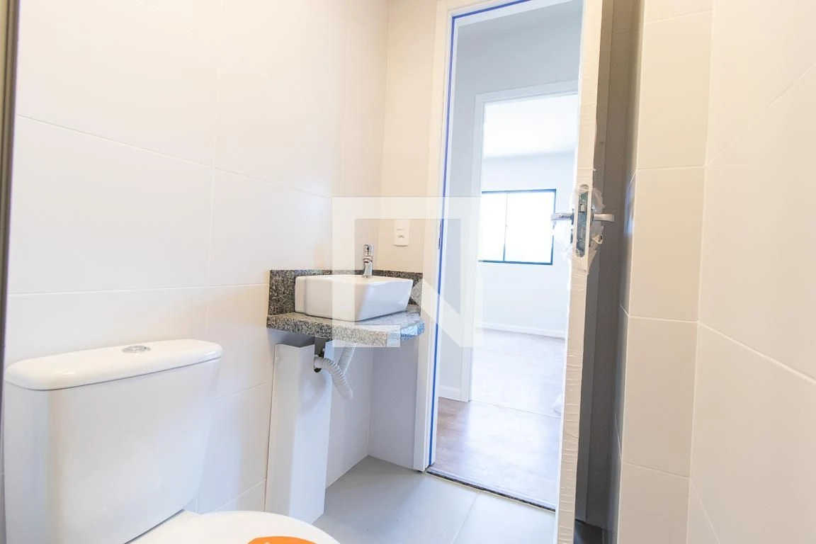 3-bedroom apartment with a park view in Curitiba — photo 36