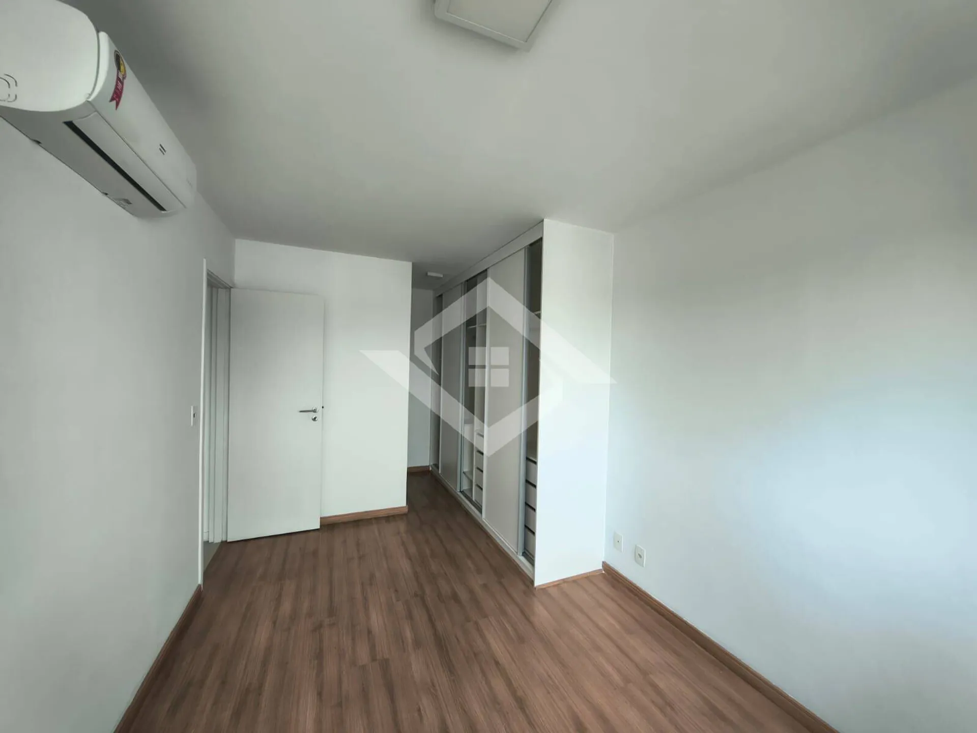 Apartamento com varanda envidraçada, Barra Olímpica — photo 28